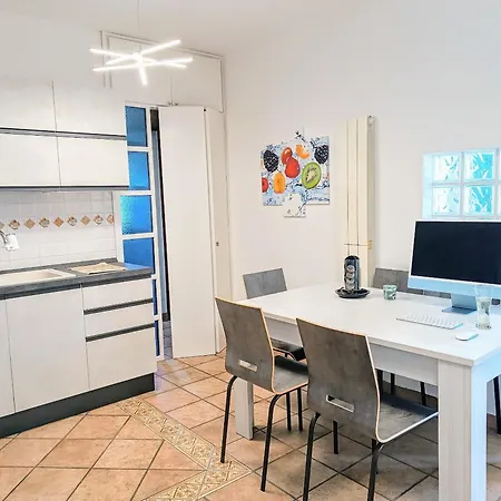 Appartamento Attico Di Design Vista Mare *
